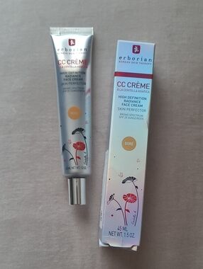 Erborian CC Crème Doré - Radiance Face Cream in Doré (45 ml)
